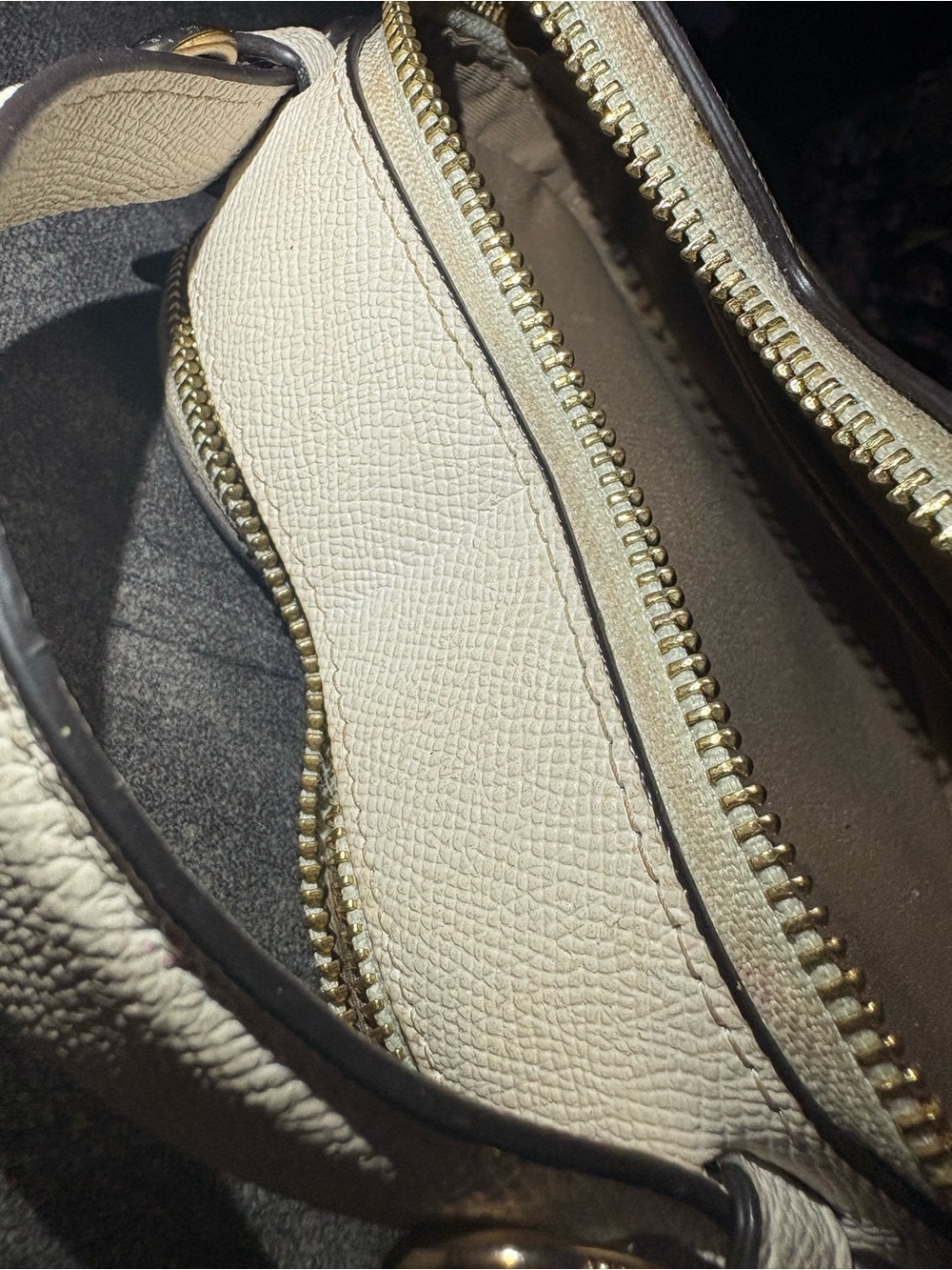 Coach Beige Heart-Shaped Mini Top Handle Bag - Picture 5 of 6